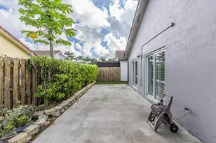7461 NW 167th Terrace, Hialeah, FL 33015 - Photo 45