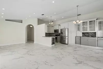 7461 NW 167th Terrace, Hialeah, FL 33015 - Photo 7