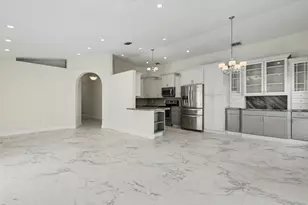 7461 NW 167th Terrace, Hialeah, FL 33015 - Photo 7
