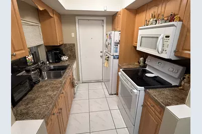 2287 NW 81st Avenue, Sunrise, FL 33322 - Photo 9