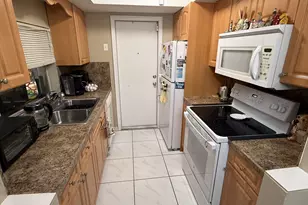 2287 NW 81st Ave, Sunrise, FL 33322 - Photo 9