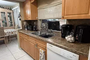 2287 NW 81st Ave, Sunrise, FL 33322 - Photo 7