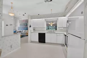 7700 Coral Lake Dr, Delray Beach, FL 33446 - Photo 5