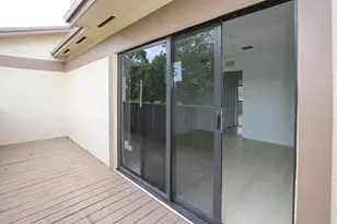 10675 NW 30th Pl, Sunrise, FL 33322 - Photo 19