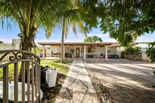 1020 Forest Ct, West Palm Beach, FL 33405 - Photo 1