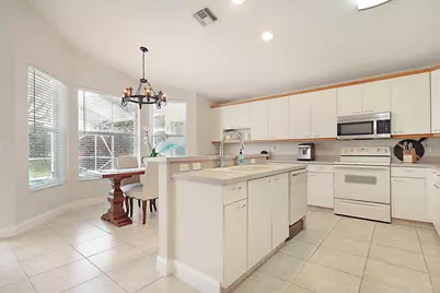 7908 Ambleside Way, Lake Worth, FL 33467 - Photo 17