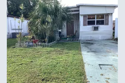 4022 88th Place S, Boynton Beach, FL 33436 - Photo 1