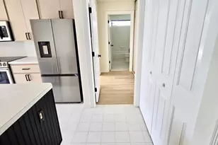 9181 Sun Terrace Cir, Palm Beach Gardens, FL 33403 - Photo 17