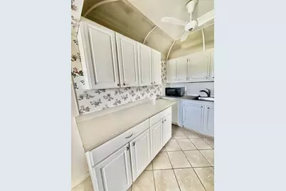 59 Preston B, Boca Raton, FL 33434 - Photo 3
