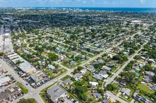 1388 NE 54th St, Pompano Beach, FL 33064 - Photo 39