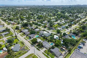 1388 NE 54th St, Pompano Beach, FL 33064 - Photo 37