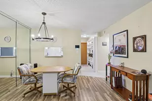 8400 Lagos De Campo Blvd, Tamarac, FL 33321 - Photo 11