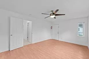 2315 NW 98th Ln, Coral Springs, FL 33065 - Photo 15