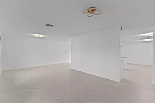 2315 NW 98th Ln, Coral Springs, FL 33065 - Photo 3
