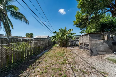 8800 NW 15th Street, Pembroke Pines, FL 33024 - Photo 37