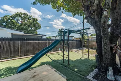8800 NW 15th Street, Pembroke Pines, FL 33024 - Photo 33