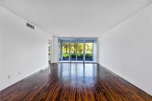 605 Oaks Dr, Pompano Beach, FL 33069 - Photo 9