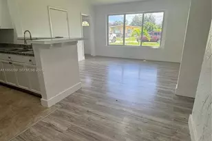 4341 NE 18th Ave, Pompano Beach, FL 33064 - Photo 5