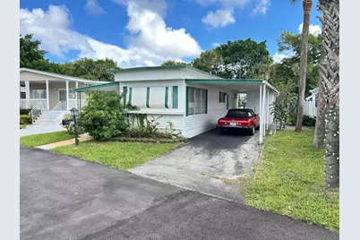 522 Hibiscus Drive, Deerfield Beach, FL 33442 - Photo 1