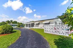 2501 NE 12th St, Pompano Beach, FL 33062 - Photo 21
