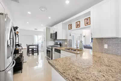 11631 NW 29th Street, Sunrise, FL 33323 - Photo 5