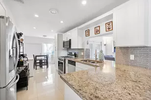 11631 NW 29th St, Sunrise, FL 33323 - Photo 5