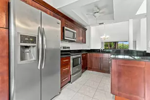 2051 SW 15th St, Deerfield Beach, FL 33442 - Photo 13