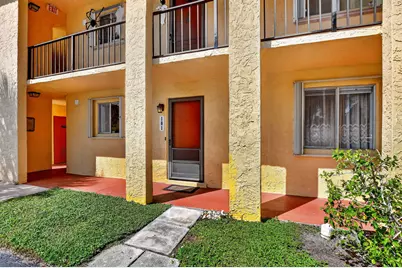 872 SW 9th Street Circle #101, Boca Raton, FL 33486 - Photo 3