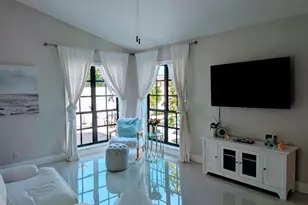 21714 San Simeon Cir, Boca Raton, FL 33433 - Photo 11