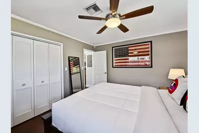 2125 NE 17th Terrace, Wilton Manors, FL 33305 - Photo 17