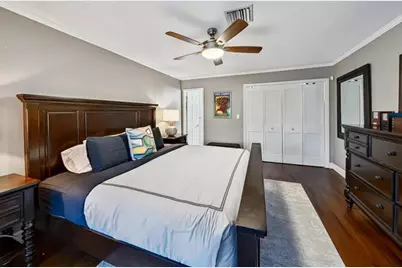 2125 NE 17th Terrace, Wilton Manors, FL 33305 - Photo 11