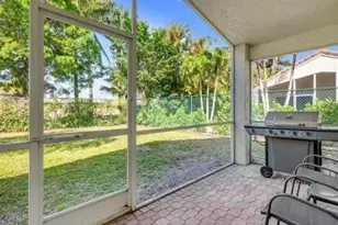 1906 Capeside Cir, Wellington, FL 33414 - Photo 3