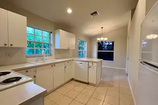 1906 Capeside Cir, Wellington, FL 33414 - Photo 15