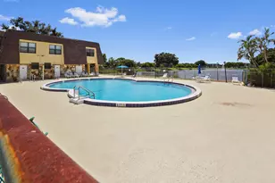 824 Springdale Cir, Palm Springs, FL 33461 - Photo 21