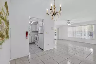 211 Country Ln, Boynton Beach, FL 33435 - Photo 11