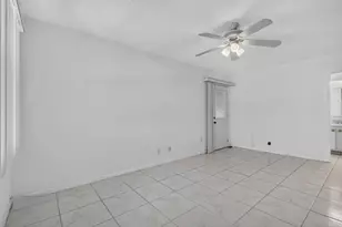 211 Country Ln, Boynton Beach, FL 33435 - Photo 21