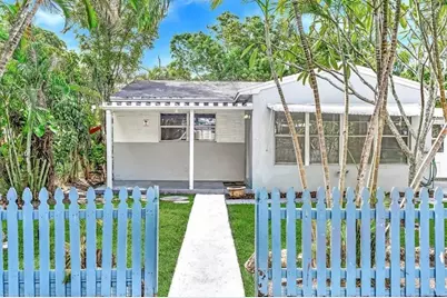 253 SW 7th Street #A, Dania Beach, FL 33004 - Photo 17