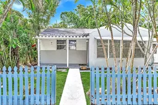 253 SW 7th St, Dania Beach, FL 33004 - Photo 17