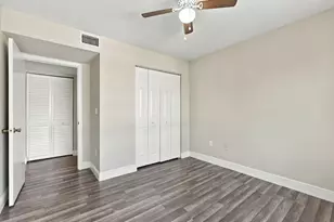 1400 Crestwood Ct S, Royal Palm Beach, FL 33411 - Photo 9