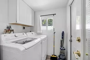 4070 NE 15th Ave, Oakland Park, FL 33334 - Photo 29