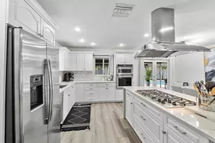4070 NE 15th Ave, Oakland Park, FL 33334 - Photo 13