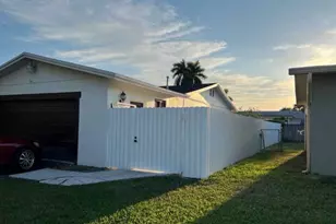 7450 SW 130th Ave, Miami, FL 33183 - Photo 3