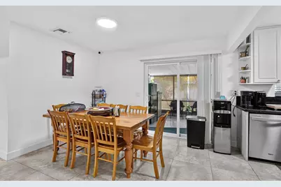 103 SW 14th Street, Deerfield Beach, FL 33441 - Photo 9