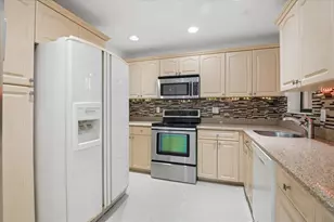 4119 Carambola Cir S, Coconut Creek, FL 33066 - Photo 9