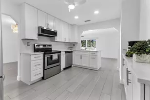 9067 NW 21st Ct, Coral Springs, FL 33071 - Photo 19