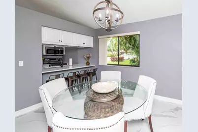 829 Club Drive, Palm Beach Gardens, FL 33418 - Photo 7