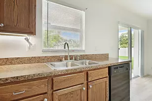 617 SE Karrigan Terrace, Port Saint Lucie, FL 34983 - Photo 17