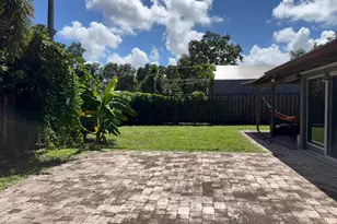 2430 Flamingo Ln, Fort Lauderdale, FL 33312 - Photo 27
