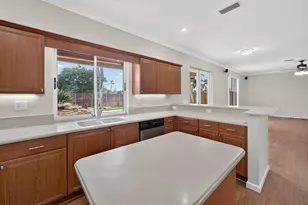 5581 Descartes Cir, Boynton Beach, FL 33472 - Photo 9
