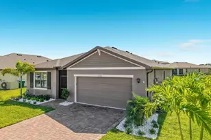 6904 Topaz Dr, Grant-Valkaria, FL 32949 - Photo 3
